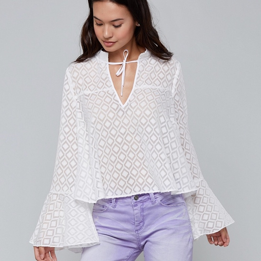 Bebe flutter top!